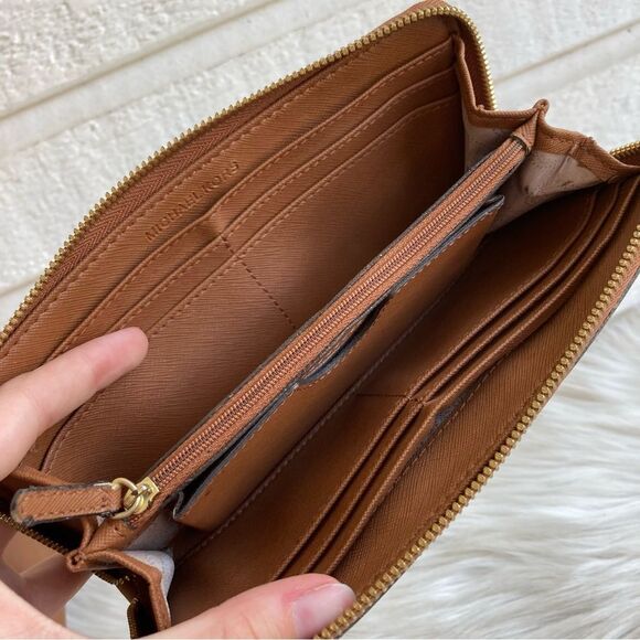 MICHAEL KORS Tan Acorn Hayes Satchel + Wallet Raven Jet Set Bedford Selma Mercer - Picture 10 of 12